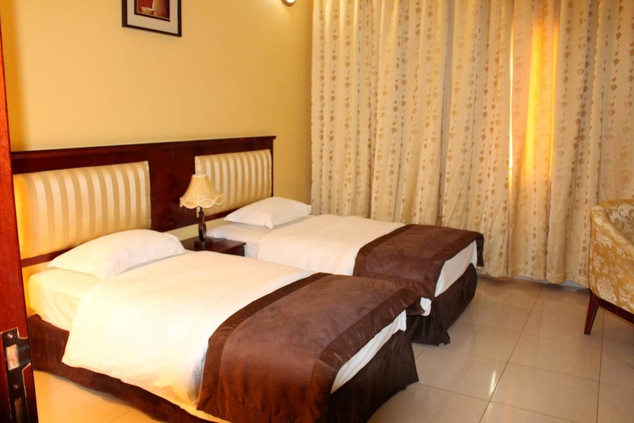 Aryana Hotel Al Buraimi Exterior photo